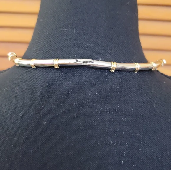 NWT Avenue Bamboo Bar Necklace with Earrings Set - Picture 9 of 9